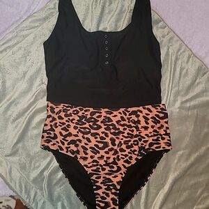 Brand New The Maggie Two Piece Swimwear